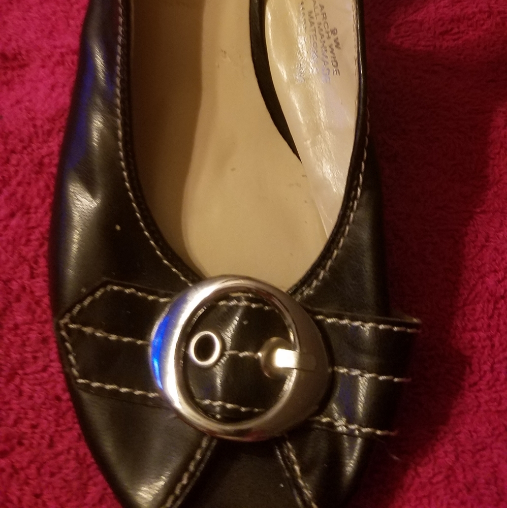 Womens shoe